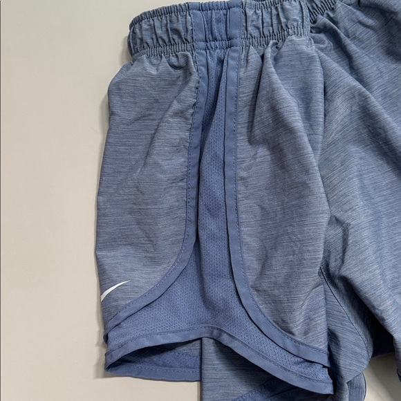 ❤️3/$30 Nike Women's Athletic Running Shorts in Light Blue - Picture 4 of 7